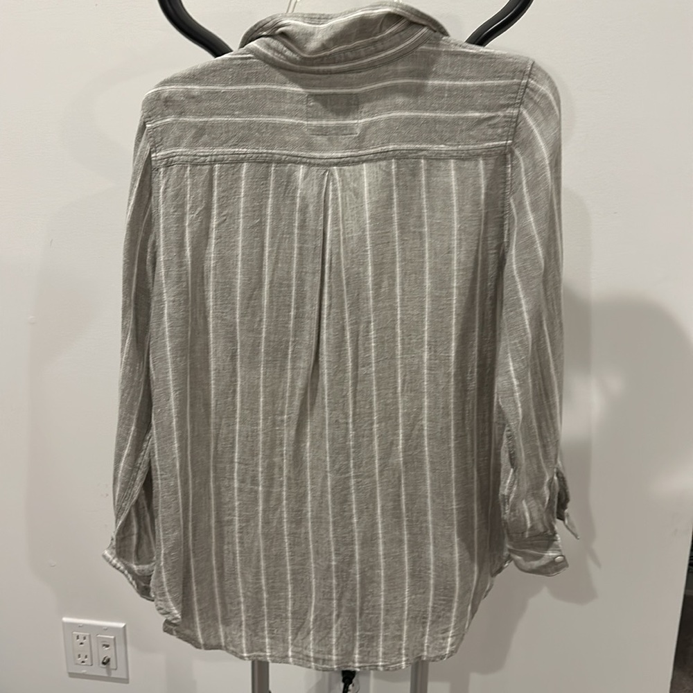 Rails Linen Long Sleeve Button Down - image 2